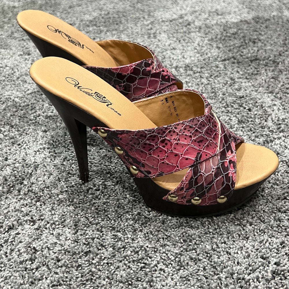Pink and purple snake print heels